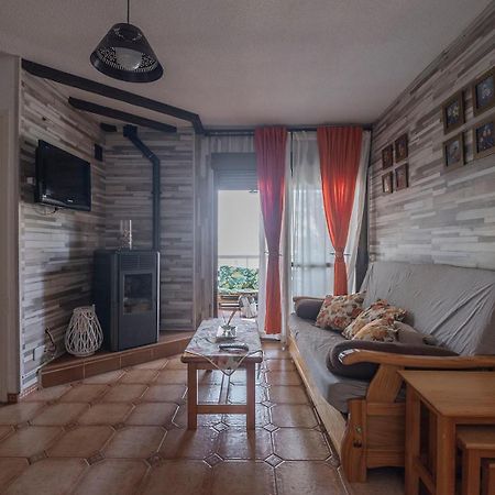 Apt Romantico Con Chimenea Con Fibra Optica Y Terraza San Martín de Valdeiglesias Exterior foto